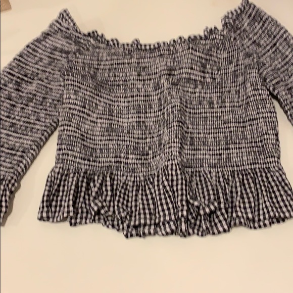 cute black and white checkered top - Picture 2 of 2
